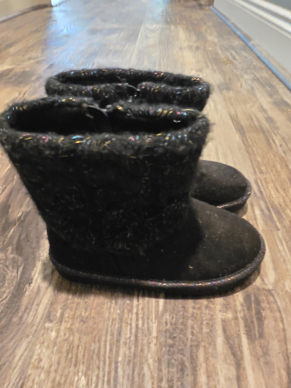 Black Fuzzy Winter Boots with Glitter Trim